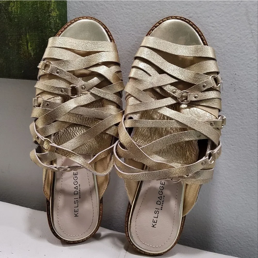 Kelsi Dagger gold metallic